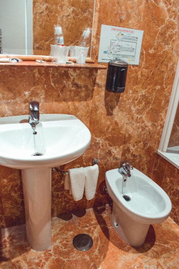 La Morona Hotel Morón de la Frontera Dış mekan fotoğraf